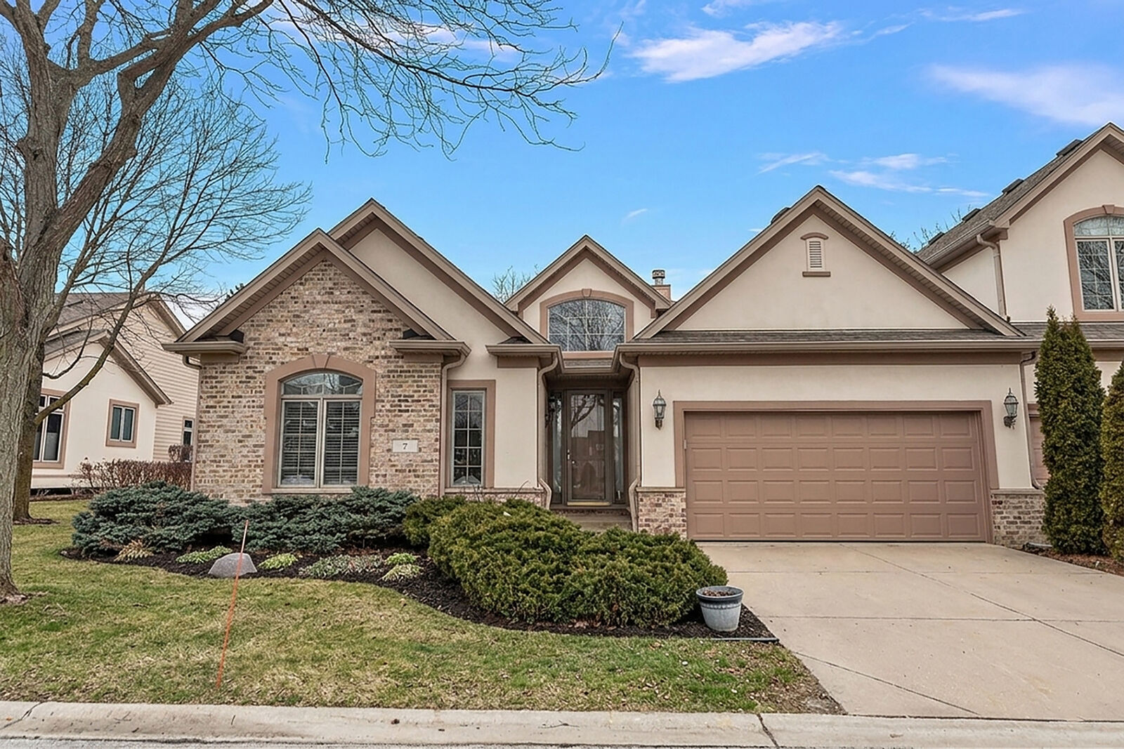 Property Photo:  7 McCord Trace Lane  IL 60464 