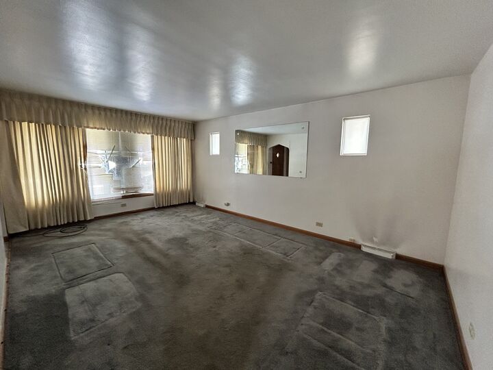 Property Photo:  4401 N Osage Avenue  IL 60706 