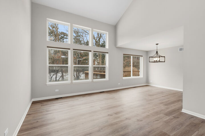 Property Photo:  2607 Lexington Lane  IL 60540 