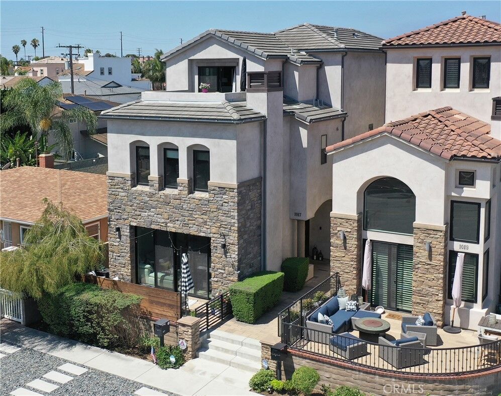 Property Photo: 1017 Delaware Street CA 92648