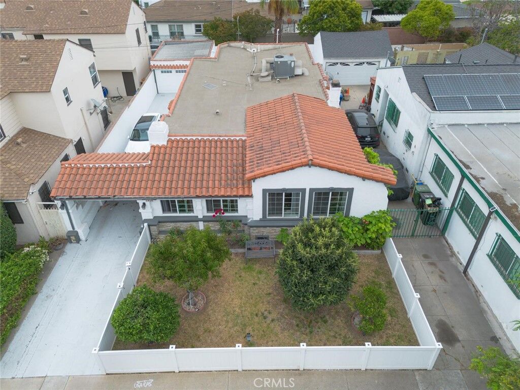 Property Photo: 7806 Crenshaw Boulevard CA 90043