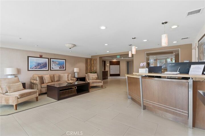 Property Photo:  1400 E Ocean Boulevard 2403  CA 90802 