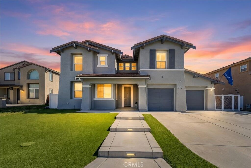 Property Photo:  713 Sunnyside  CA 92582 