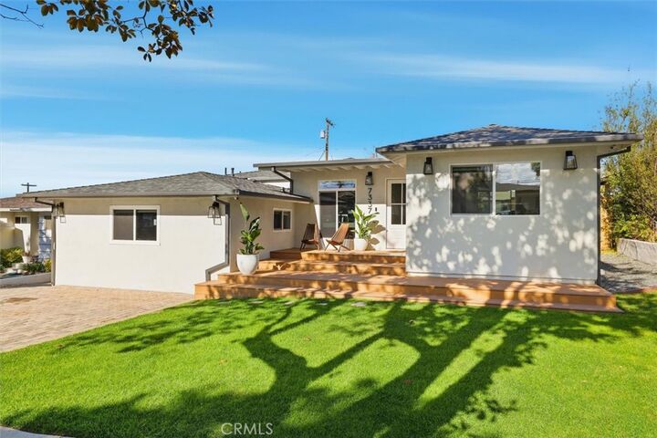 Property Photo:  7337 W 88th Street  CA 90045 