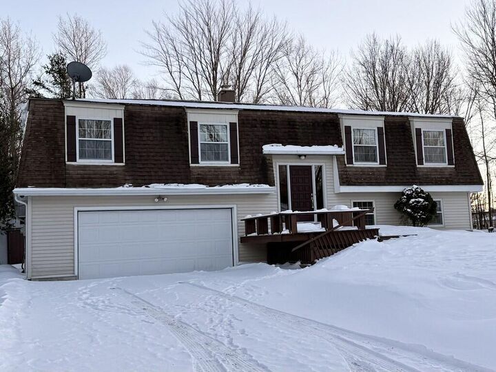 Property Photo:  43 Heritage Street  ME 04462 