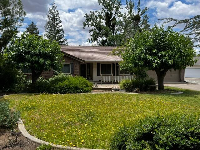 Property Photo:  2352 Toyon Court  CA 95252 