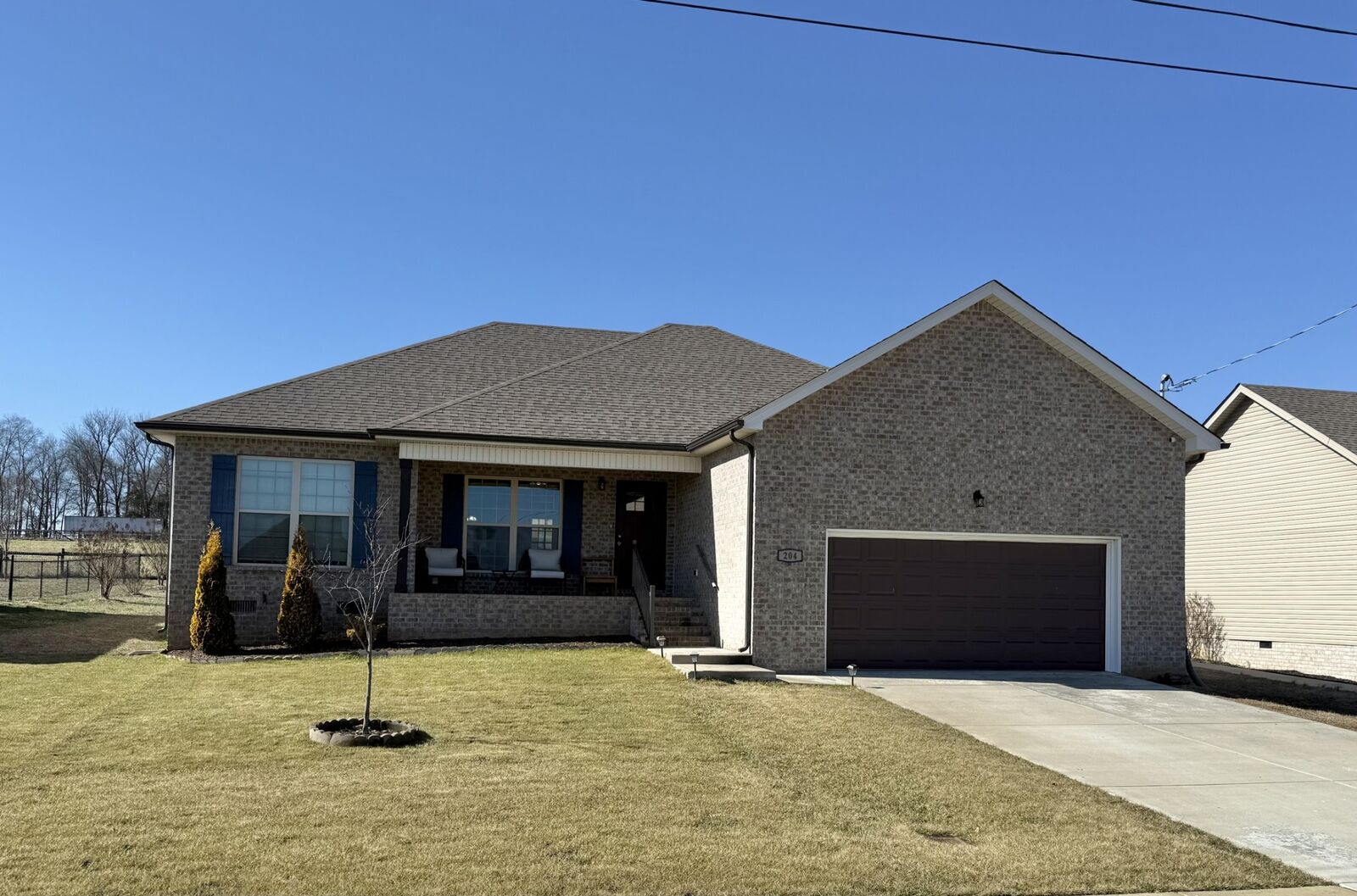 Property Photo:  204 Rose Ln  TN 37160 