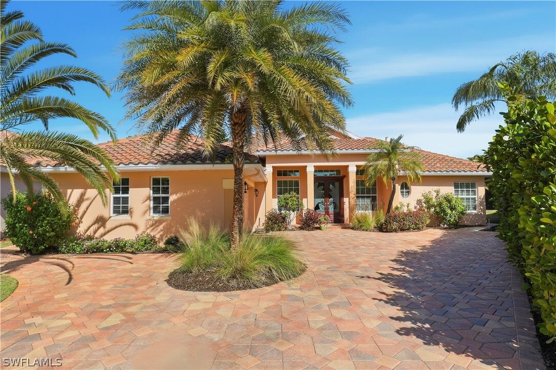 Property Photo:  1520 Serenity Circle  FL 34110 