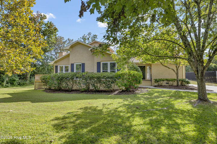 Property Photo:  103 Herring Drive  NC 28461 