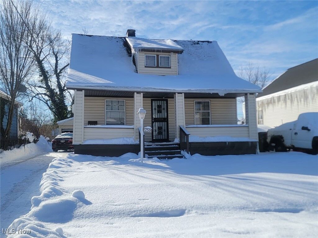 Property Photo: 12508 Revere Avenue OH 44105