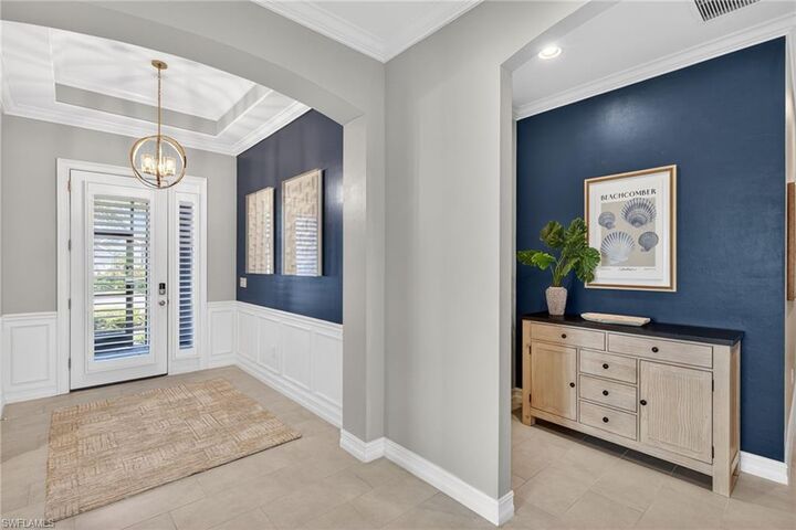 Property Photo:  14748 Windward Ln  FL 34114 