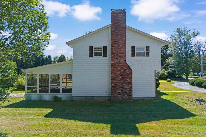 Property Photo:  289 South Street  NH 03301 