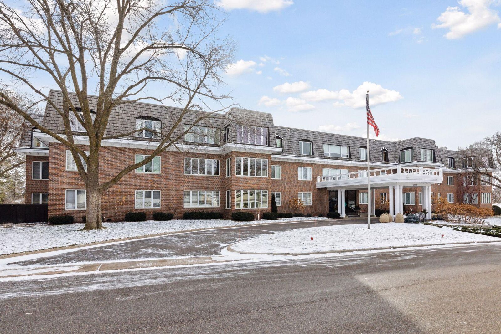 Property Photo:  6105 Eden Prairie Road A12  MN 55436 