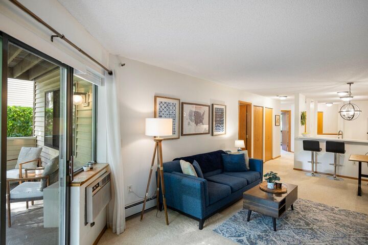 Property Photo:  7622 York Avenue S 1110  MN 55435 