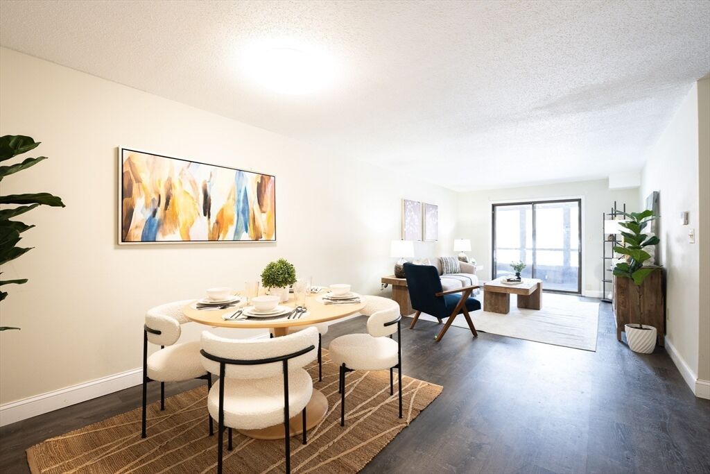 Property Photo:  1 Greenbriar Dr 303  MA 01864 