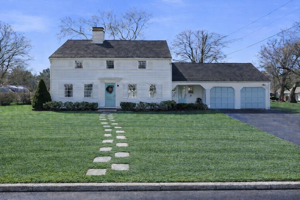 Property Photo: 2 Canterbury Rd MA 01890