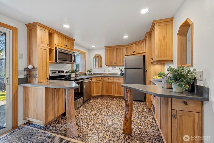 Property Photo: 2408 148th Street SW WA 98087