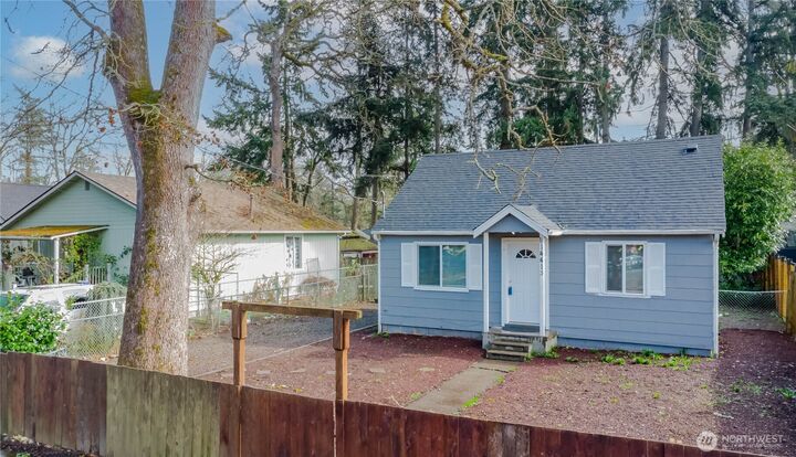 Property Photo:  14413  Portland Avenue SW  WA 98498 
