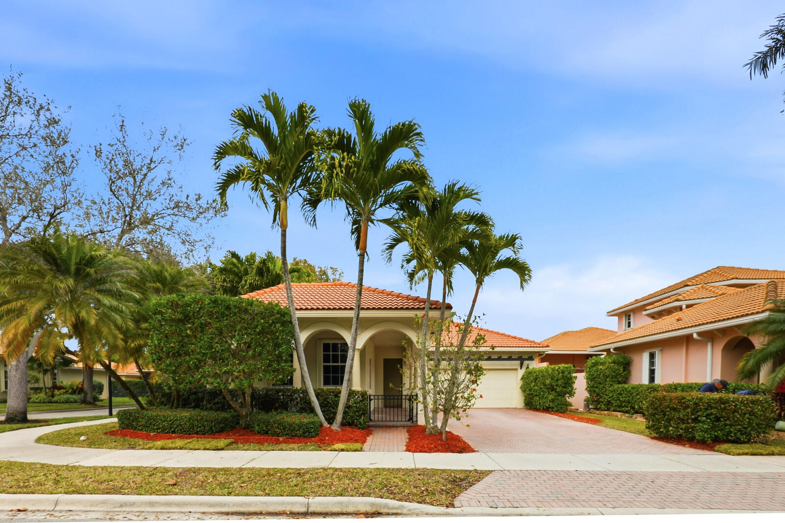 Property Photo:  123 Via Santa Cruz  FL 33458 