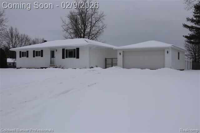 Property Photo:  1279 Westbrooke Drive  MI 48446 