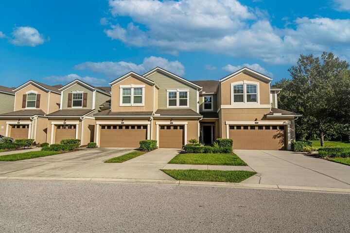 Property Photo:  161 Paradas Place  FL 32092 