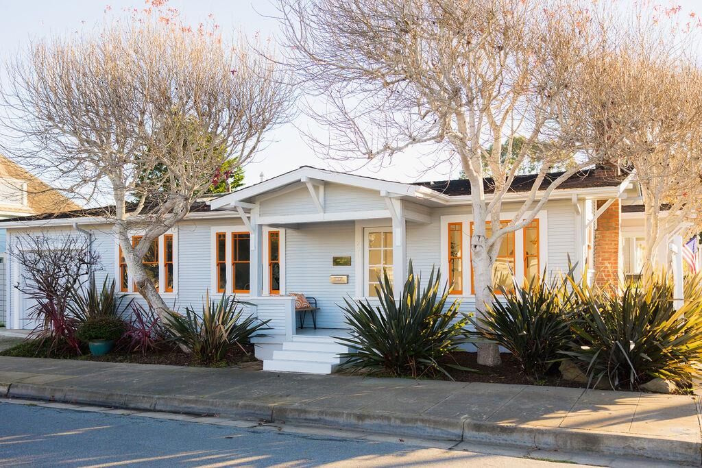Property Photo:  791 Spruce Avenue  CA 93950 