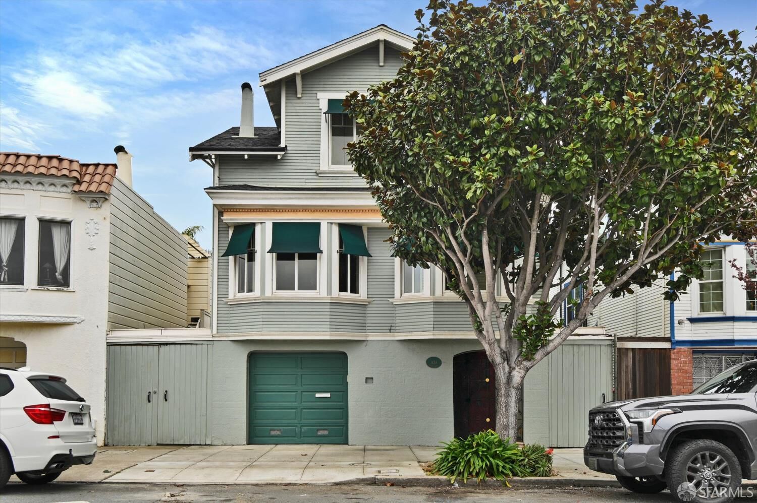 Property Photo: 1458 Palou Avenue CA 94124