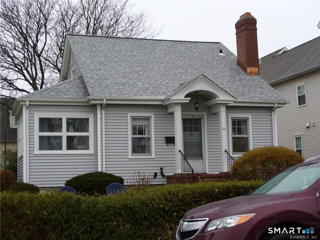 Property Photo:  28 Hobbie Street  CT 06902 