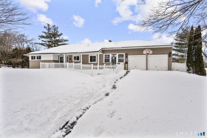 Property Photo:  5 Arden Road  CT 06611 