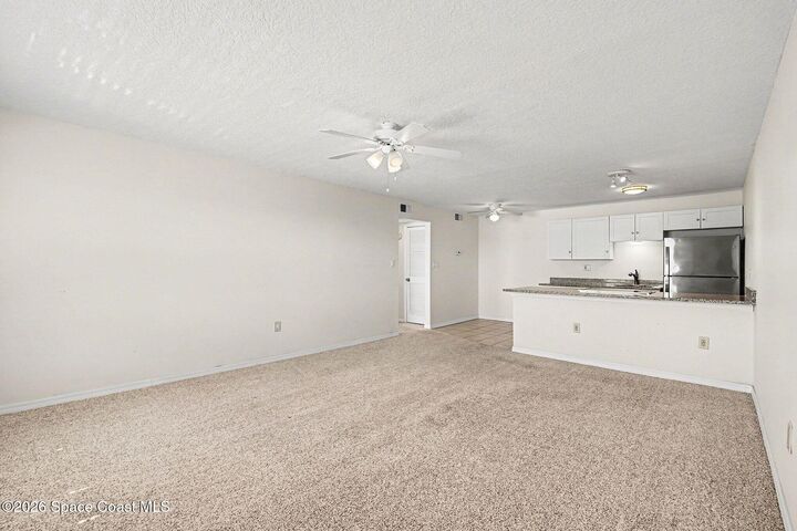Property Photo:  190 E Olmstead Drive  FL 32780 