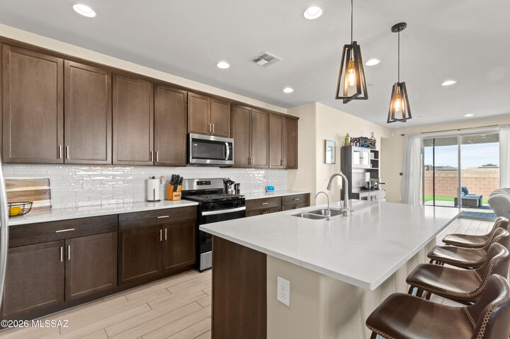 Property Photo:  13171 N Grayson Drive  AZ 85653 