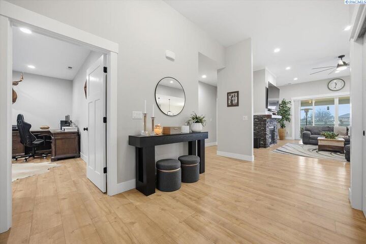 Property Photo:  6915 Lamb Court  WA 99301 