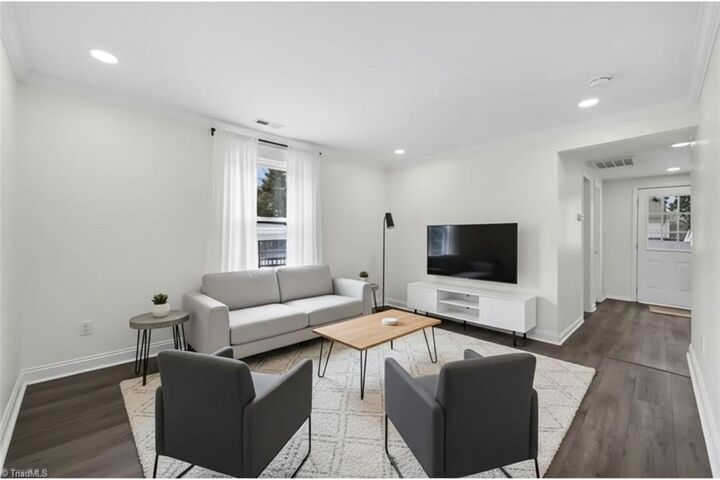 Property Photo:  611 S Beaumont Avenue  NC 271217 