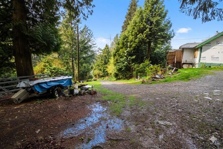 Property Photo: 2391 Lougheed Highway BC V0M 1A1