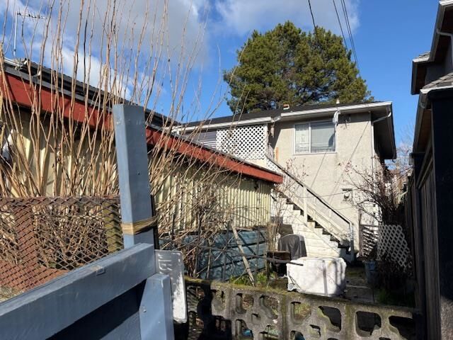 Property Photo: 76 W 62nd Avenue BC V5X 2E1