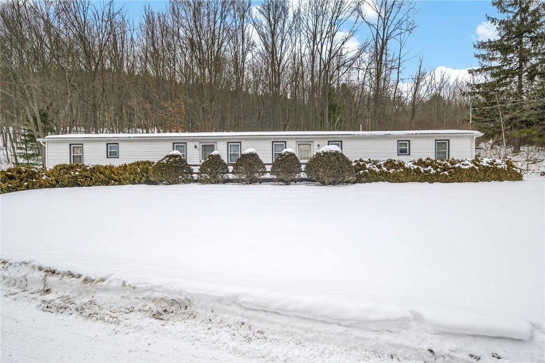 Property Photo:  10 Sebring Road  NY 14867 