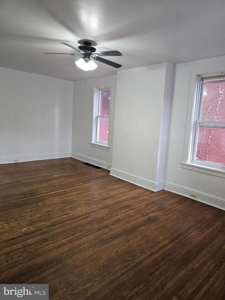Property Photo:  1828 State Street  PA 17103 