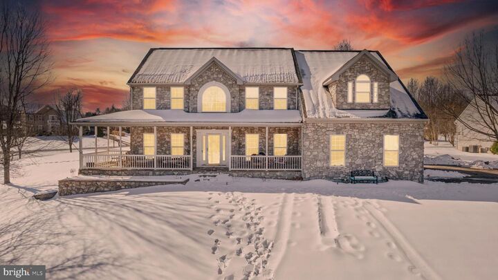 Property Photo:  23 Green Meadow Circle  WV 25443 