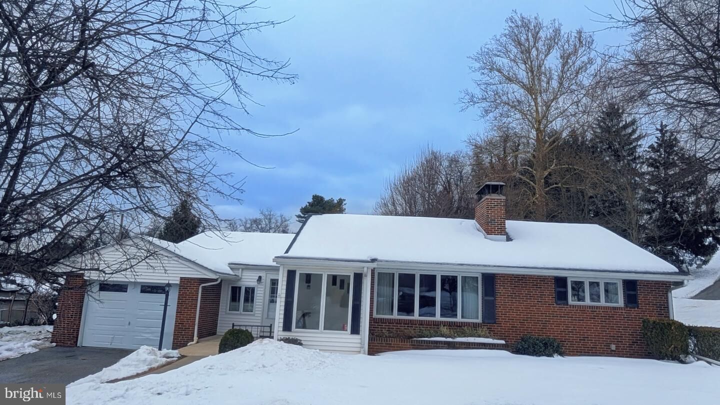 Property Photo:  910 Fourth Street  PA 17070 