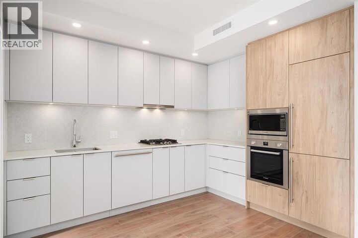 Property Photo:  537 Cottonwood Avenue 2203  BC V3J 0S4 