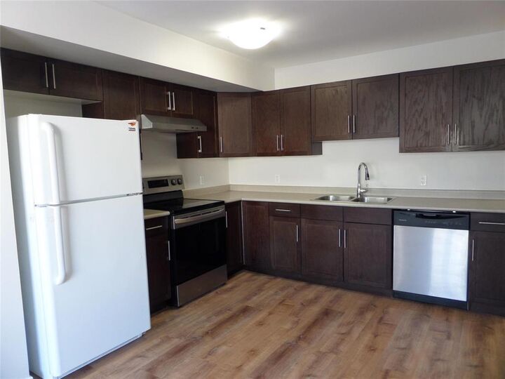 Property Photo:  1655 Leila Avenue  MB R2P 1V1 