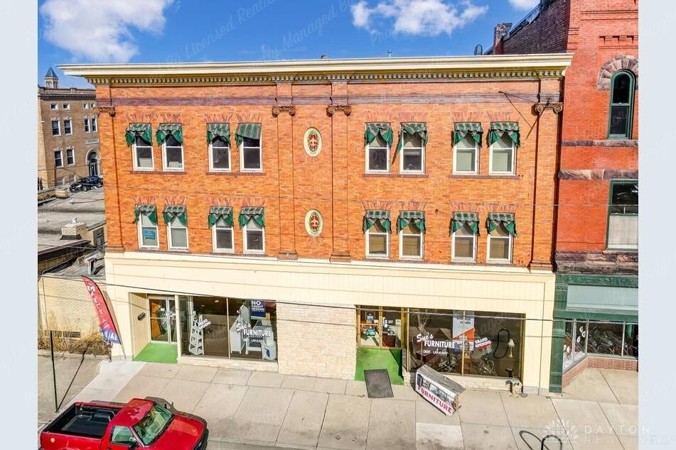 Property Photo:  44 W High Street D  OH 45502 