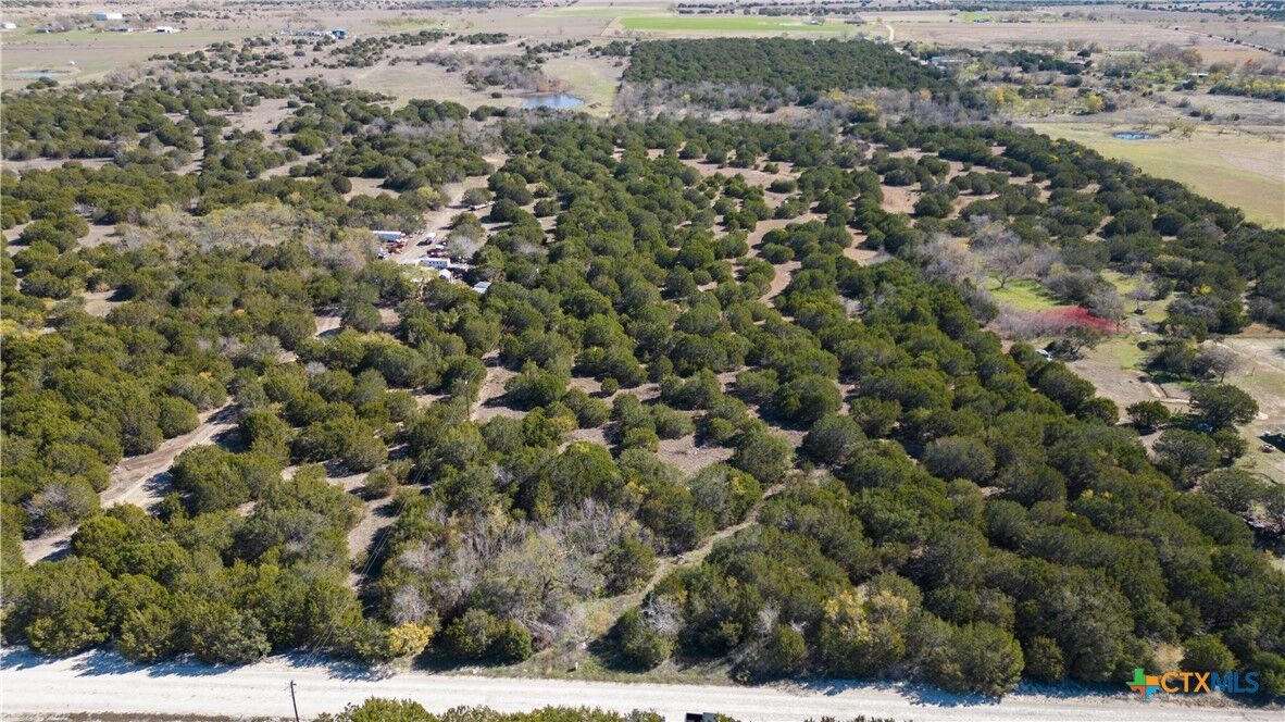 Property Photo:  909 Star Lane  TX 76528 