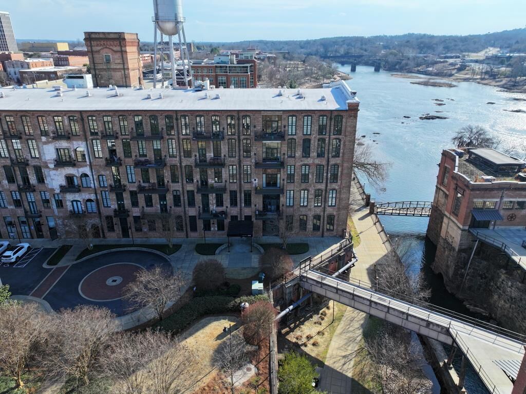 Property Photo:  1201 Front Avenue  GA 31901 