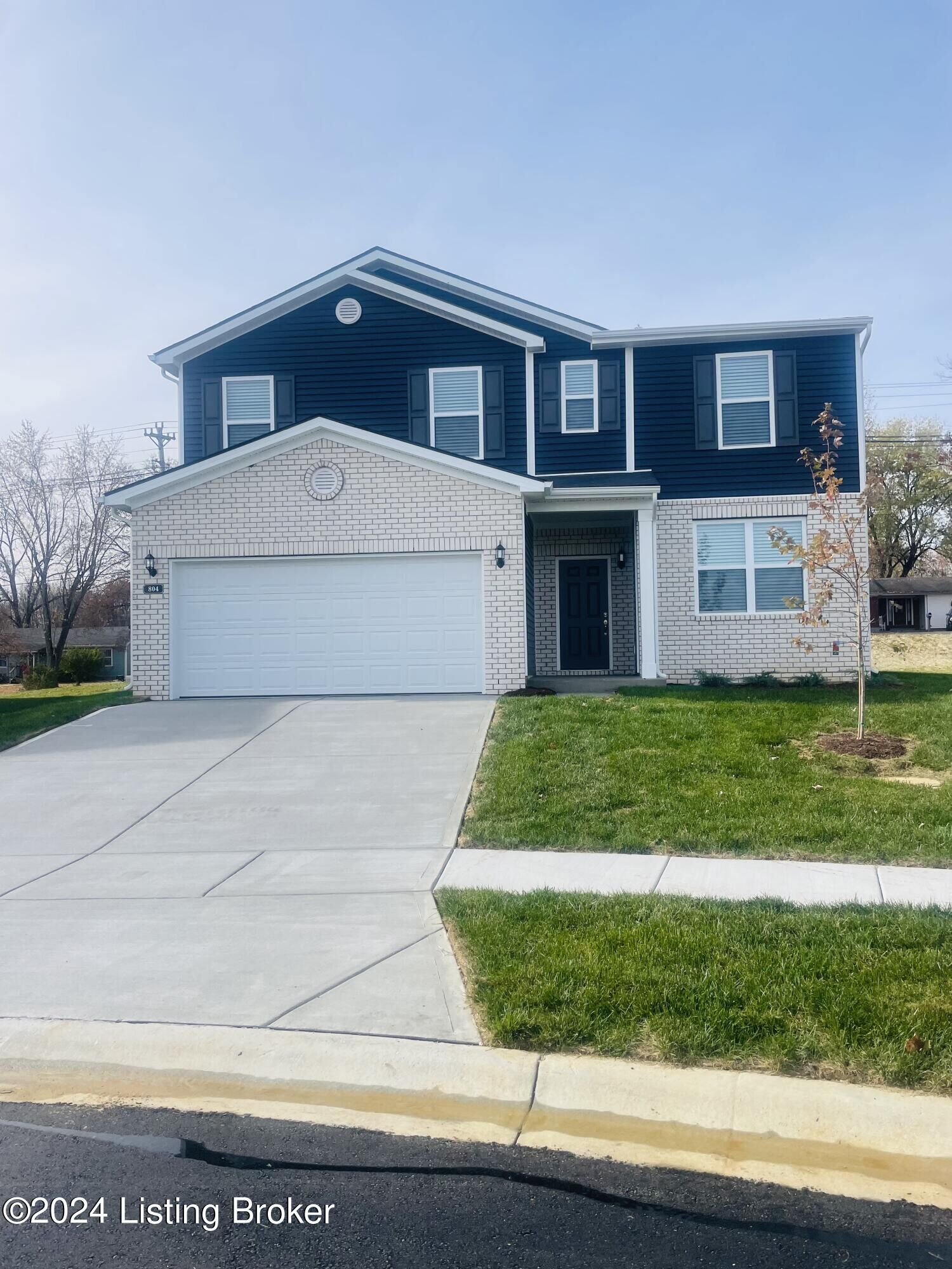 Property Photo:  804 Harland Ct  KY 40065 