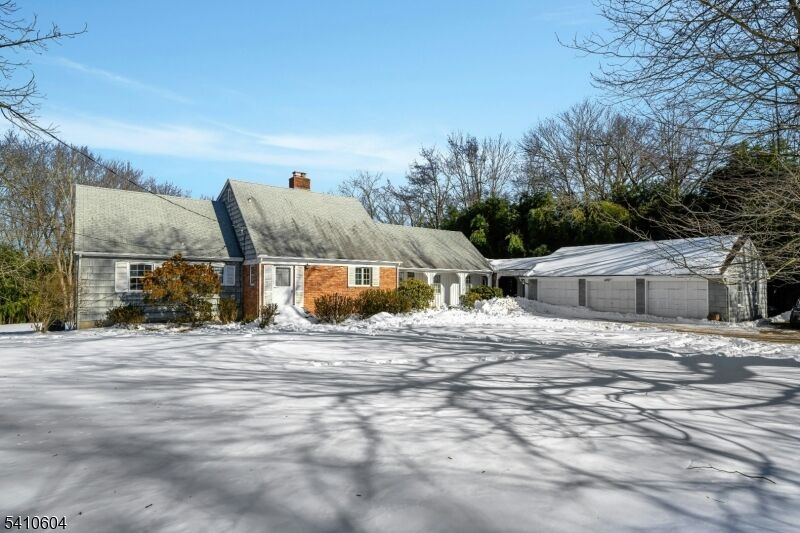 Property Photo:  29 Village Rd  NJ 07976 