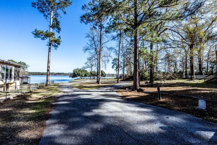 Property Photo:  191 Willow Bend  TX 77360 