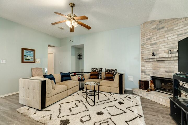 Property Photo:  2819 S Peach Hollow Circle  TX 77584 