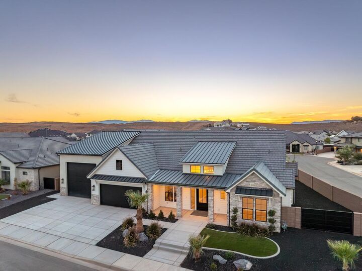 Property Photo:  4936 S Lakefront Place  UT 84780 