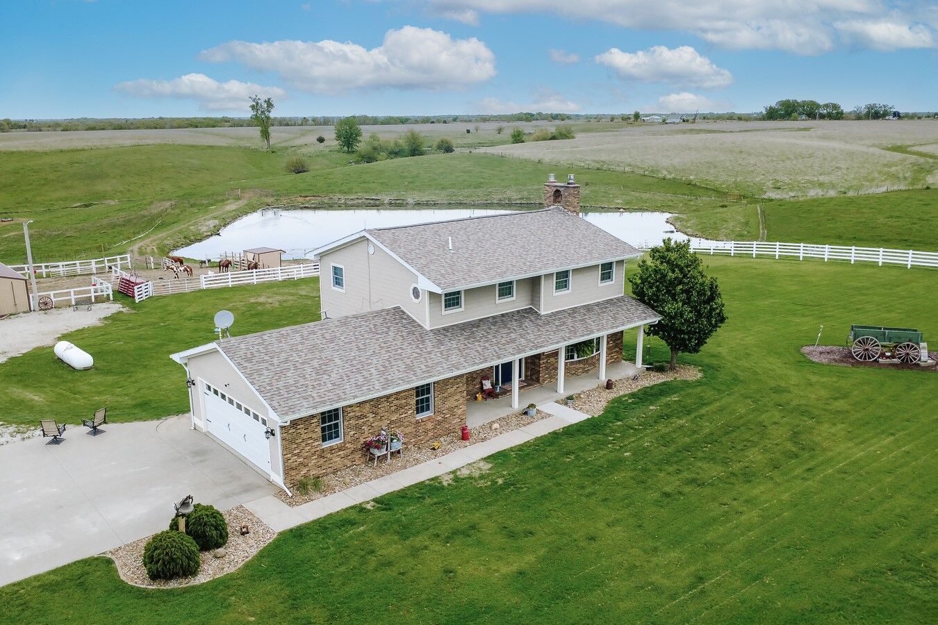 Property Photo: 5787 Highway 34 IA 52531